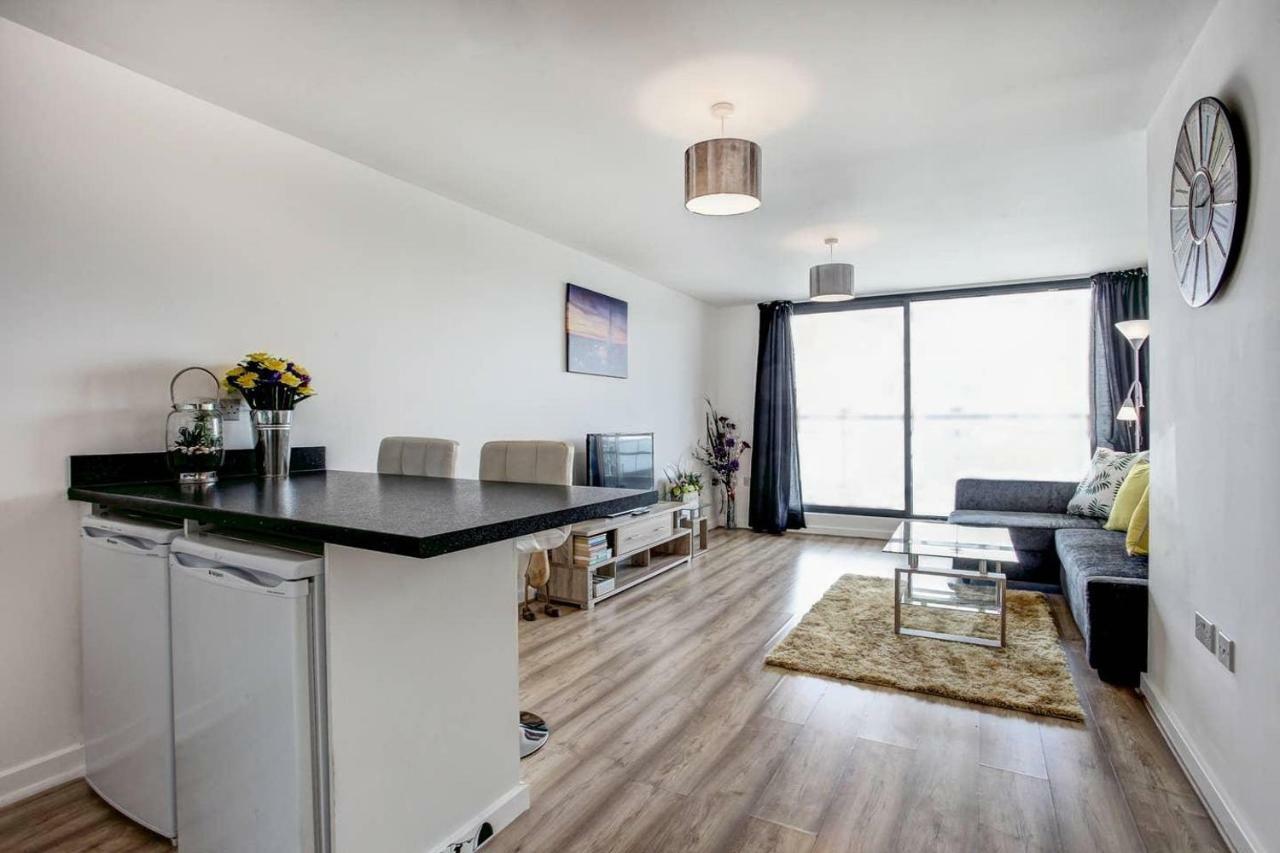 Newly Renovated Riverside Flat W/ Private Balcony Norwich Exteriér fotografie