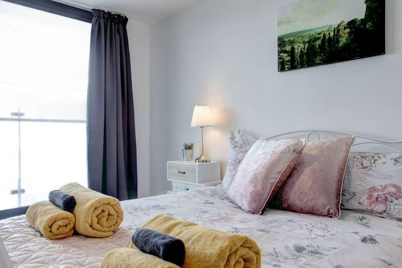 Newly Renovated Riverside Flat W/ Private Balcony Norwich Exteriér fotografie